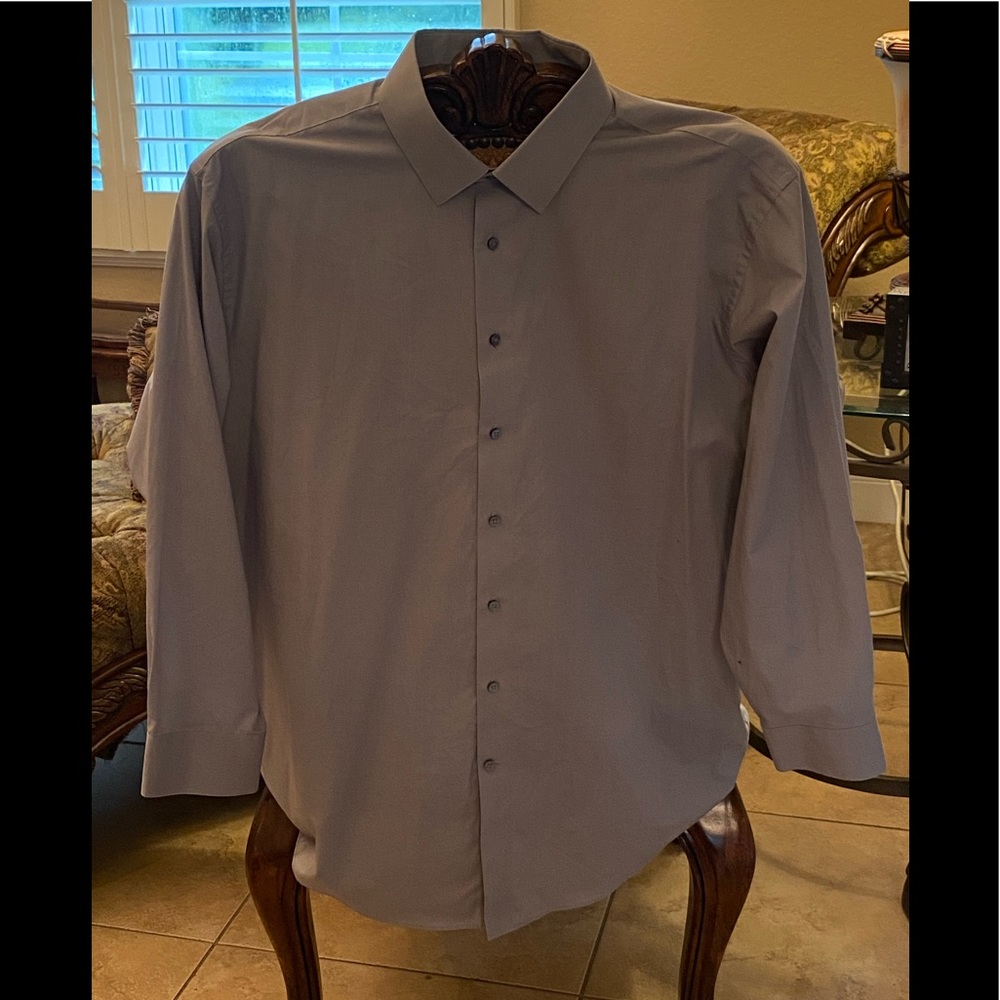 J Ferrar men’s gray dress shirt